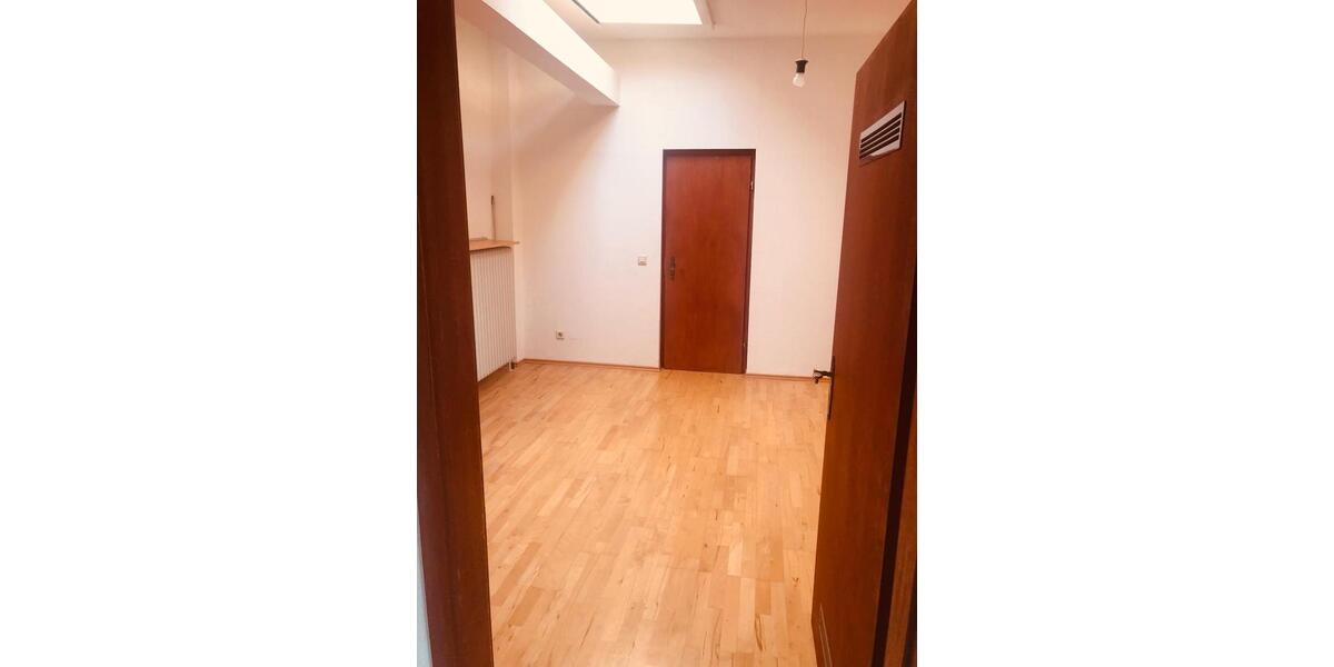 Dachgeschoßwohnung Berlin Mitte - 4.5 Zimmer, 208 m&sup2;, 899.000&euro; | Angebot:25992827