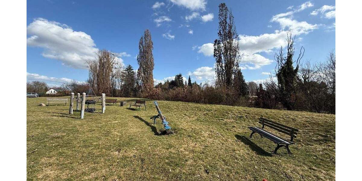 Etagenwohnung Blumberg Blumberg - 2 Zimmer, 65 m&sup2;, 860&euro; | Angebot:25796273