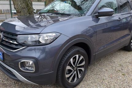 VW T-Cross 30.428 km 23.480 &euro; Berlin 13088