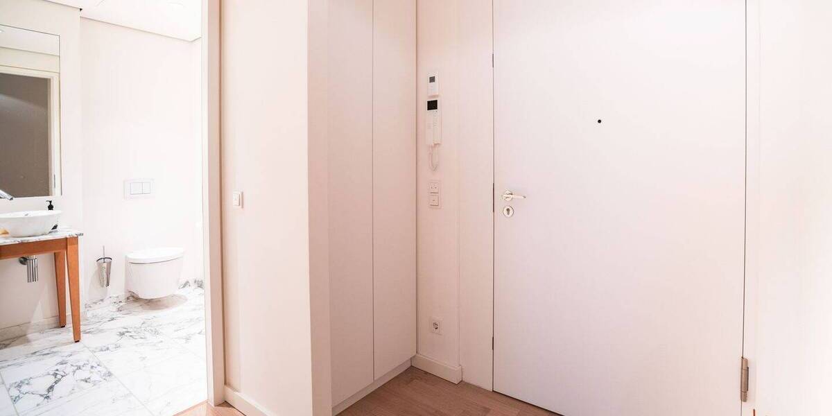 Etagenwohnung Berlin Mitte - 2 Zimmer, 94 m&sup2;, 1.350.000&euro; | Angebot:25709970