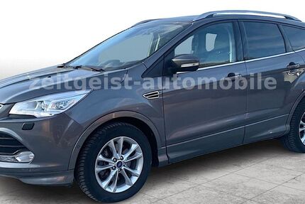 Ford Kuga 82.000 km 12.985 &euro; Potsdam 14480