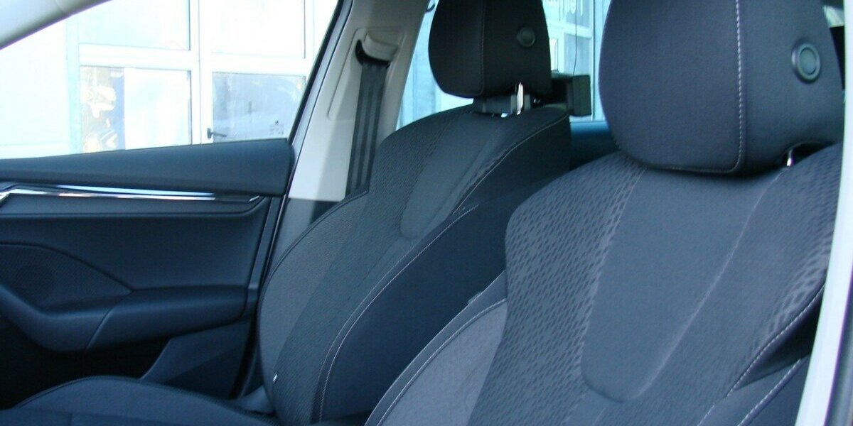 Skoda Octavia 2.0TDI Style ACC Columbus HeadUp AHK 48.103 km 25.980 &euro; Falkensee 14612