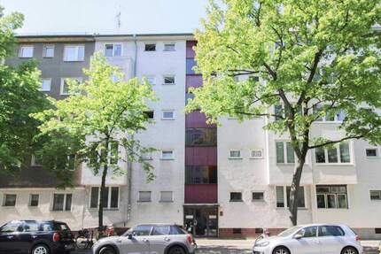 MFH mit deutlichem Entwicklungs- und Wertsteigerungspotenzial im Charlottenburger 