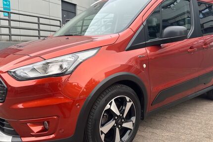 Ford Tourneo Connect 48.245 km 19.980 &euro; Berlin 13353