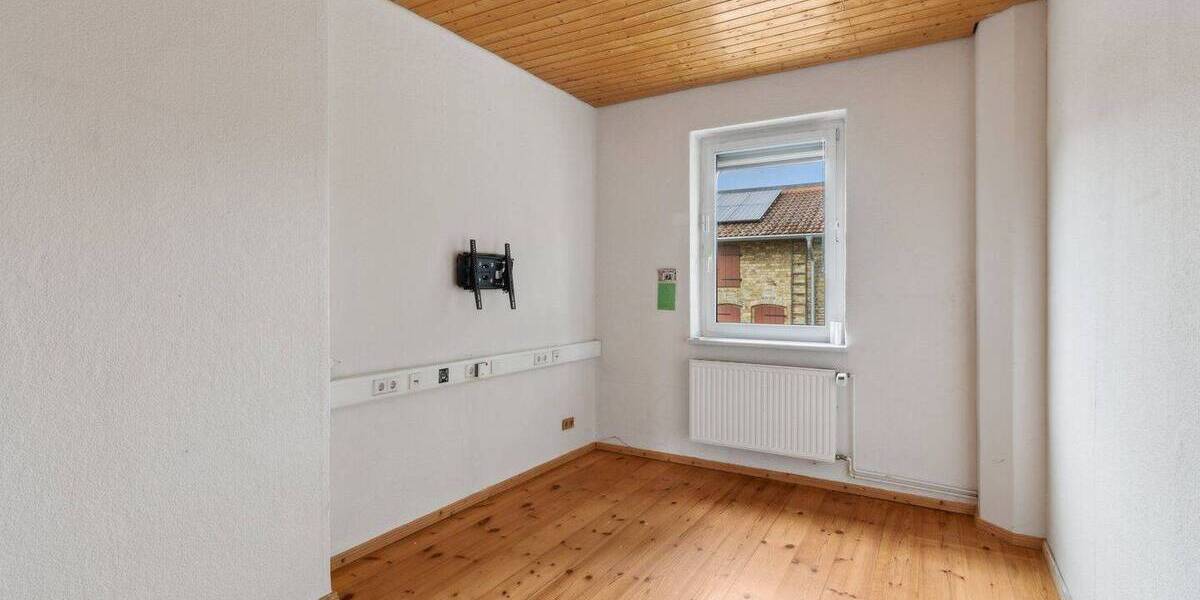 Großzügiges Stadthaus mit Gartenidylle & Pool - Raum für Familie und Generationen 9 zimmer