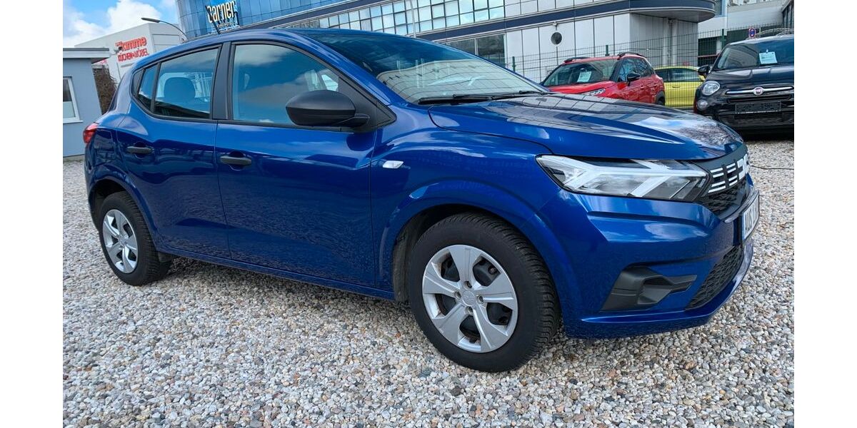 Dacia Sandero 22.735 km 12.950 &euro; Berlin-Spandau 13597