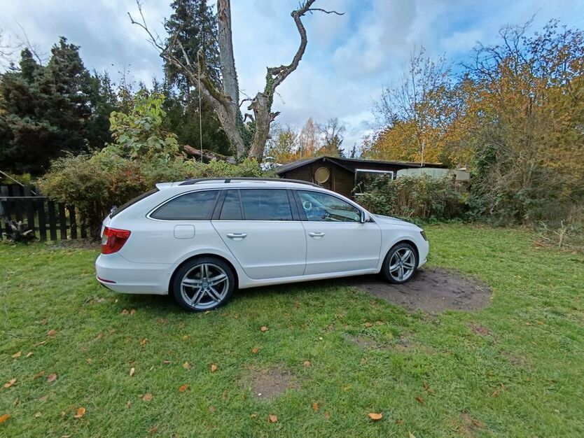 Skoda Superb 198.269 km 12.599 € Eggersdorf 15345