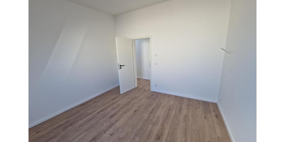 Dachgeschoßwohnung Berlin Mitte - 4 Zimmer, 122 m&sup2;, 2.001&euro; | Angebot:23317054