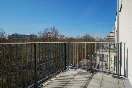 Wohnung Berlin Siemensstadt - 4 Zimmer, 113 m&sup2;, 1.853&euro; | Angebot:25475923