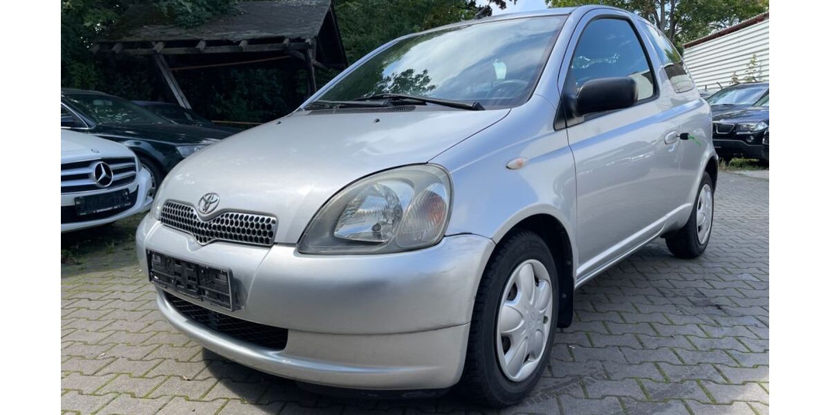 Toyota Yaris 65.505 km 2.950 &euro; Berlin 12349