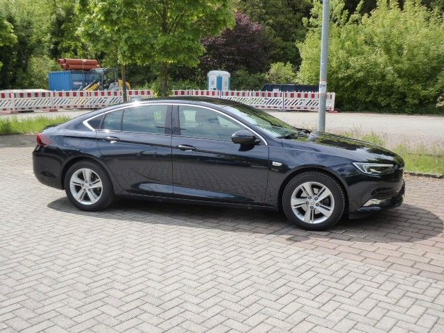 Opel Insignia 35.200 km 13.800 &euro; Falkensee 14612