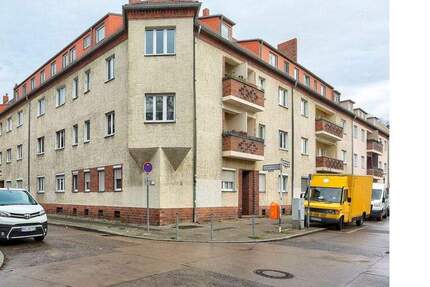 bezugsfreie, sanierte 36m² 1-Zimmer-Wohnung mit Wohnküche und Keller in guter Lage in Spandau 1 zimmer