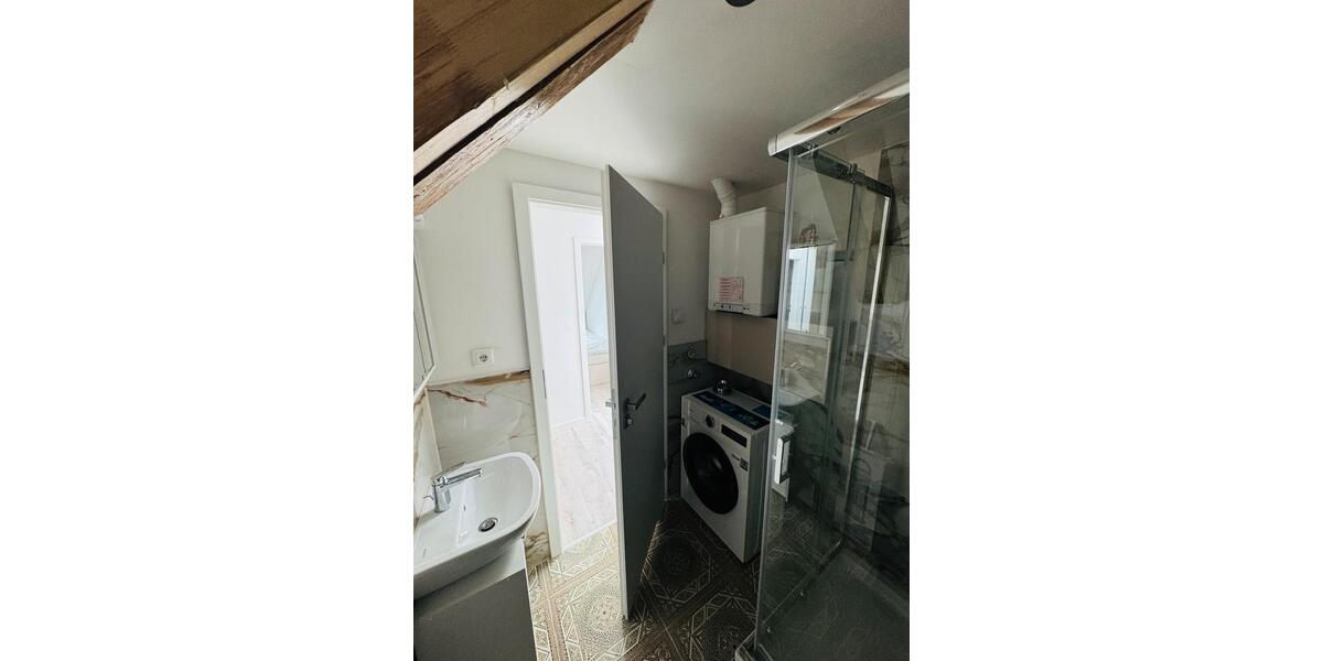 Dachgeschoßwohnung Berlin Spandau - 3 Zimmer, 56 m&sup2;, 1.600&euro; | Angebot:26441938