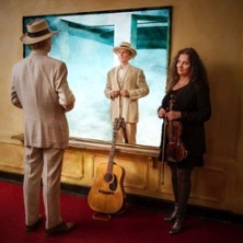 Lüül (Duo): Zwischen den Welten
