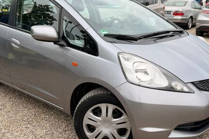 Honda Jazz 62.587 km 5.990 &euro; Berlin 13089