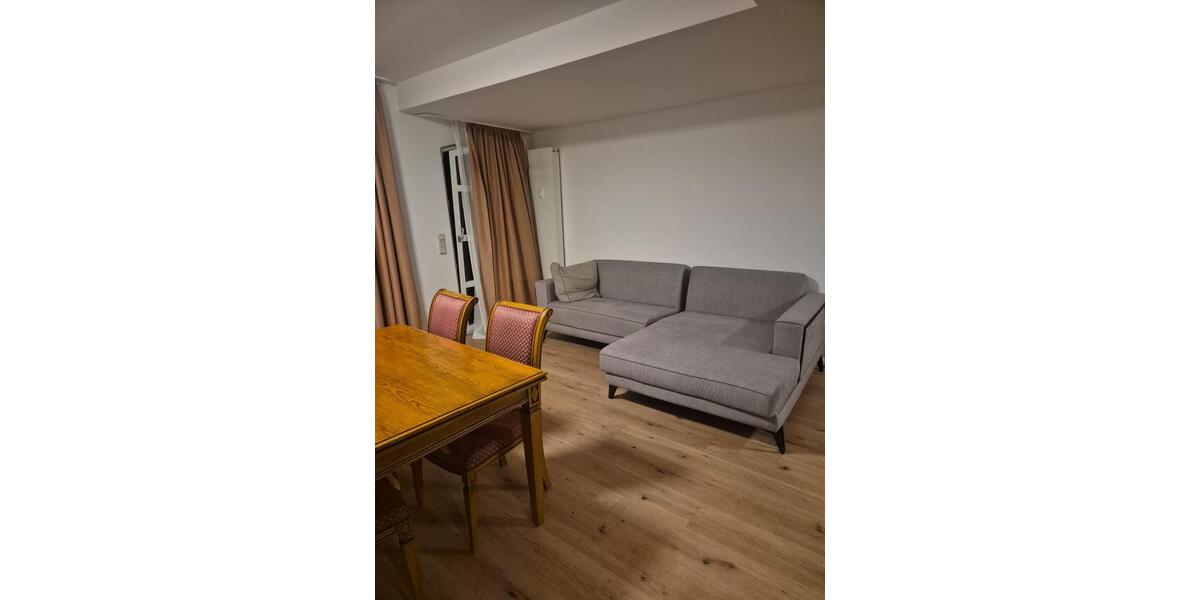 Erdgeschoßwohnung Berlin Treptow-Köpenick - 3 Zimmer, 100 m&sup2;, 100&euro; | Angebot:26231962