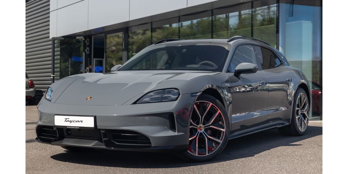 Porsche Taycan 3.900 km 178.990 € Berlin 12487