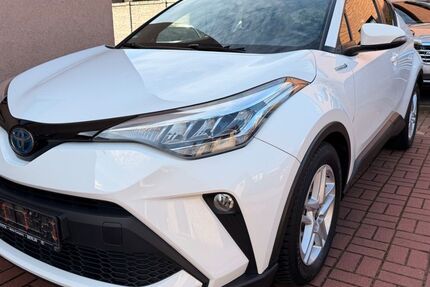 Toyota C-HR 48.000 km 19.999 &euro; Berlin 12355