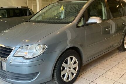 VW Touran 179.000 km 5.950 € Berlin 12349