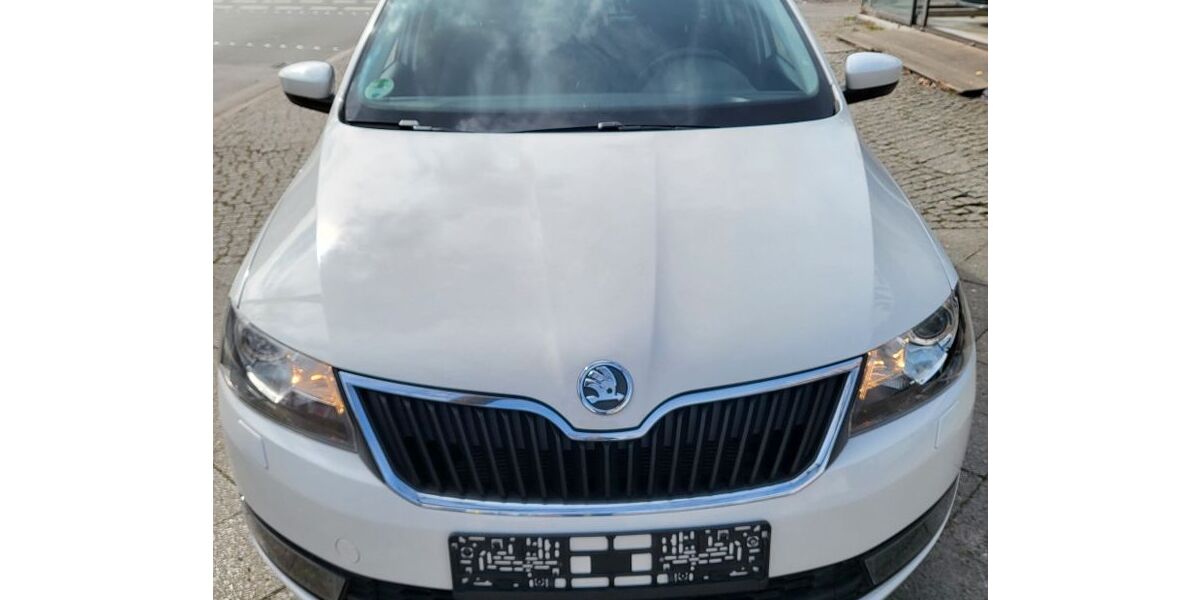 Skoda Rapid 60.000 km 9.890 &euro; Berlin 12355