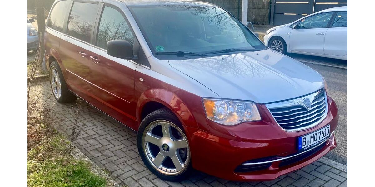 Lancia Voyager 275.652 km 7.500 &euro; Berlin 12524