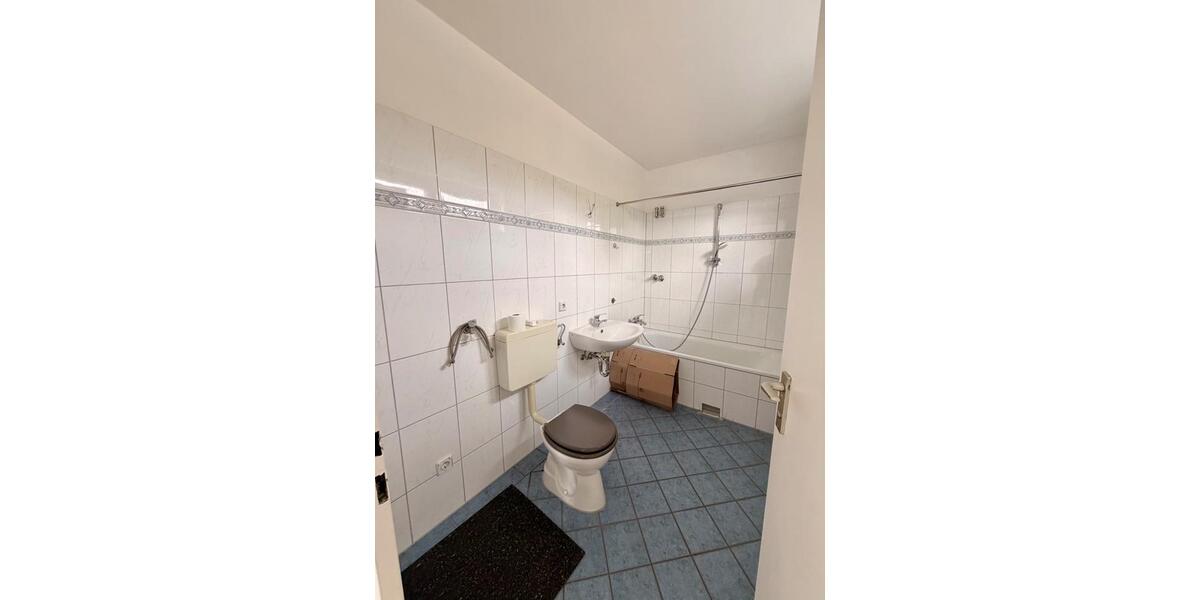Einfamilienhaus Berlin Spandau - 2 Zimmer, 70 m&sup2;, 1.300&euro; | Angebot:26250841