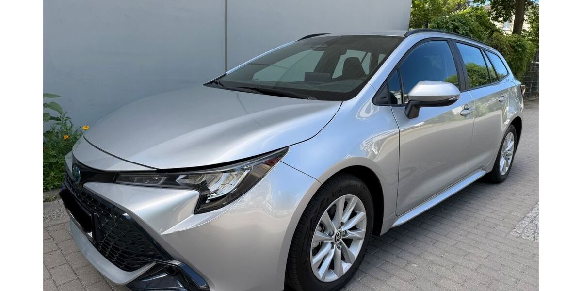 Toyota Corolla 26.105 km 24.500 &euro; Berlin 10707