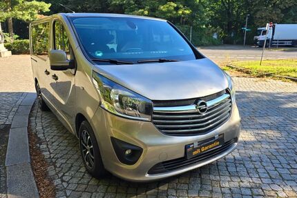 Opel Vivaro 199.000 km 13.900 &euro; Berlin 13409