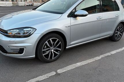VW Golf 31.000 km 18.450 &euro; Berlin 12247