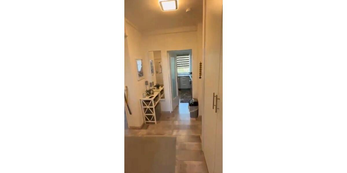 Etagenwohnung Berlin Neukölln - 3 Zimmer, 90 m&sup2;, 1.050&euro; | Angebot:26449870