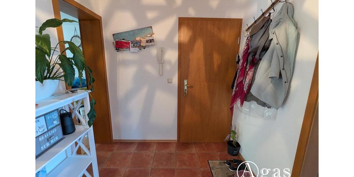 Etagenwohnung Leegebruch - 4 Zimmer, 94 m&sup2;, 950&euro; | Angebot:26462716