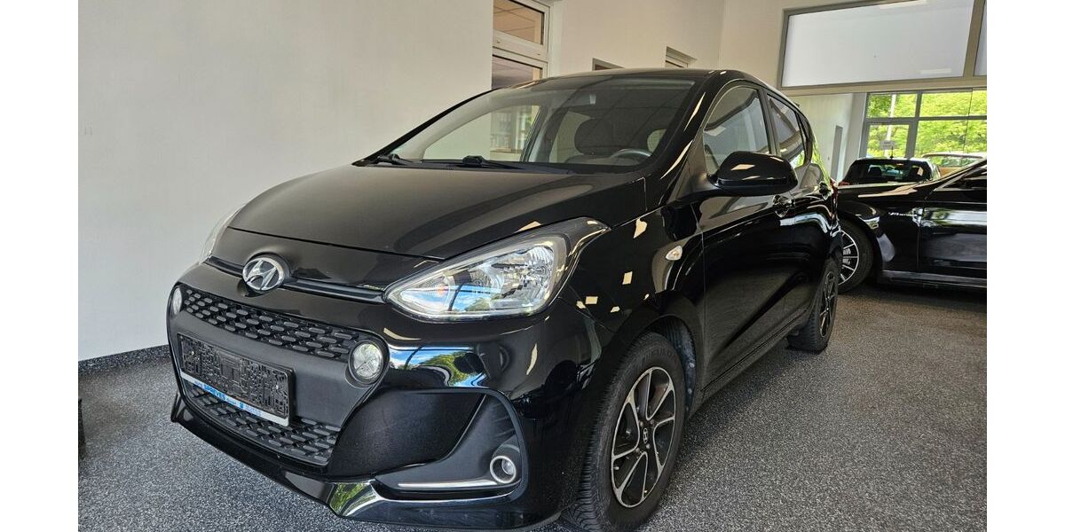 Hyundai i10 59.216 km 11.890 &euro; Berlin 12555