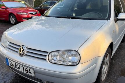 VW Golf 160.419 km 999 &euro; Mittenwalde 15749