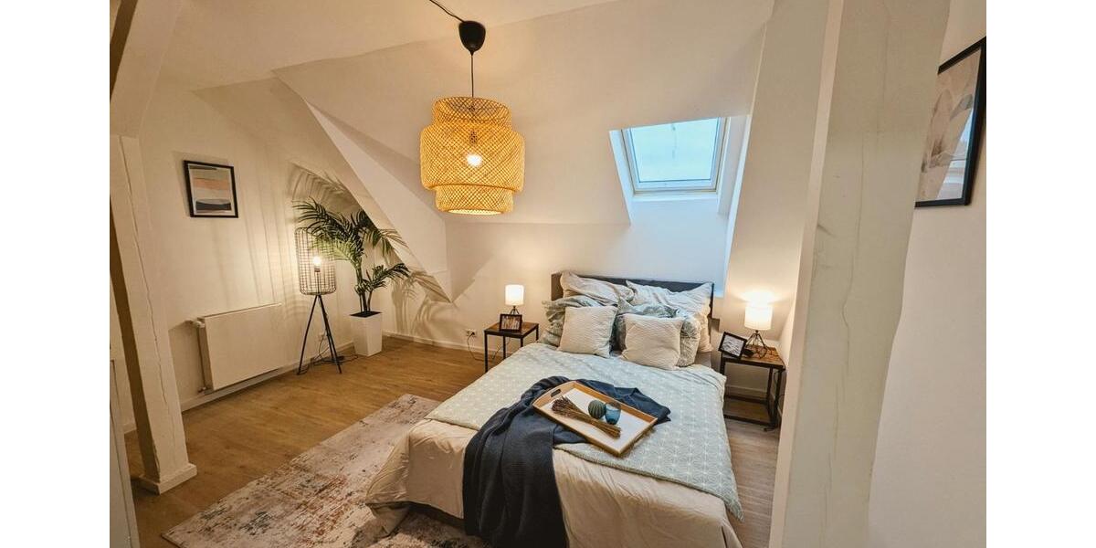 Dachgeschoßwohnung Berlin Steglitz-Zehlendorf - 2 Zimmer, 67 m&sup2;, 345.000&euro; | Angebot:26419281