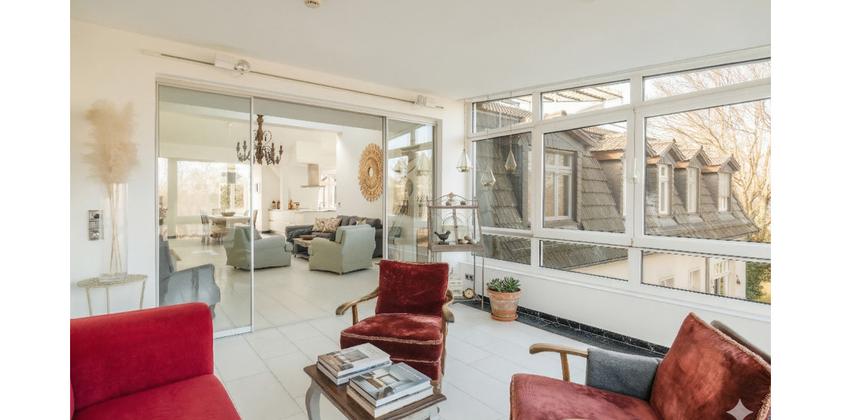 Etagenwohnung Potsdam Berliner Vorstadt - 5 Zimmer, 202 m&sup2;, 3.500&euro; | Angebot:25709725