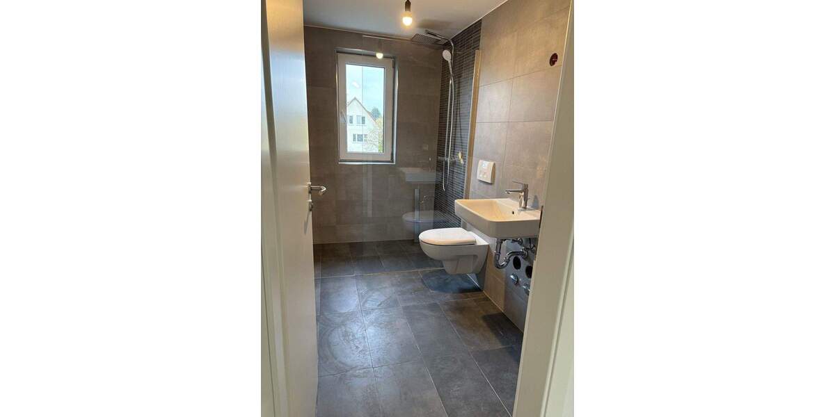 Etagenwohnung Berlin Reinickendorf - 2 Zimmer, 70 m&sup2;, 1.395&euro; | Angebot:25924416