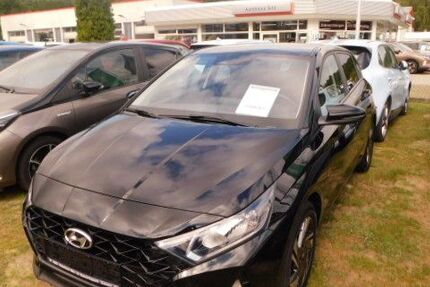Hyundai i20 18.500 km 14.990 &euro; Königs Wusterhausen OT Zeesen 15711