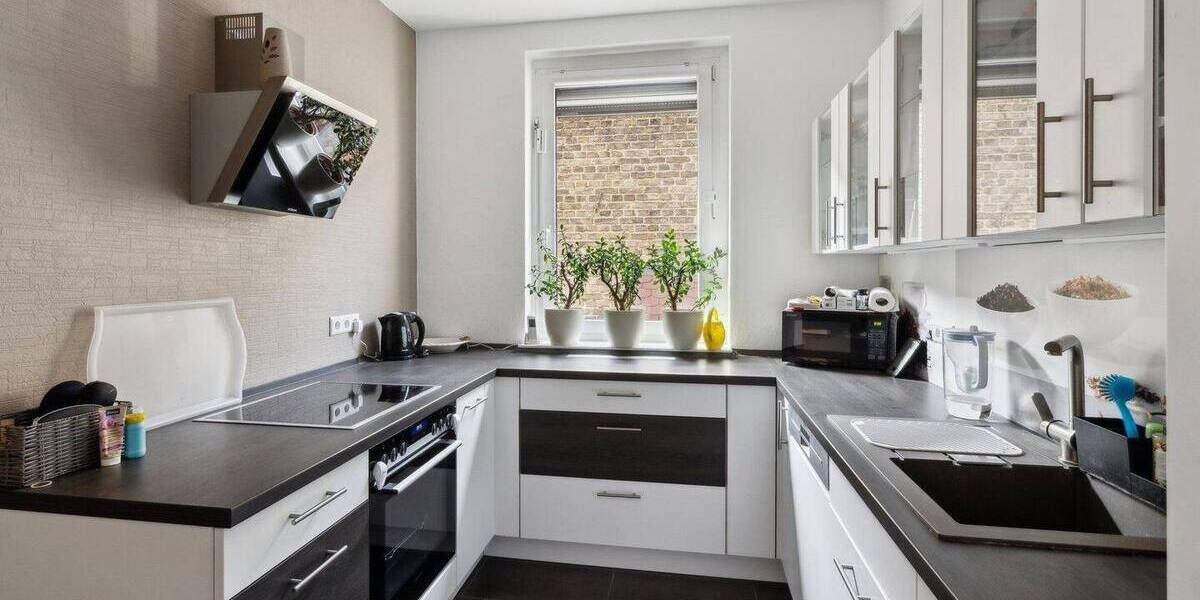 Großzügiges Stadthaus mit Gartenidylle & Pool - Raum für Familie und Generationen 9 zimmer