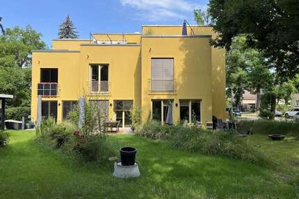 Haus zum Mieten in Berlin 2.535 € 137.49 m²