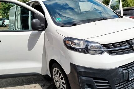 Opel Vivaro 99.000 km 12.614 &euro; Oranienburg 16515
