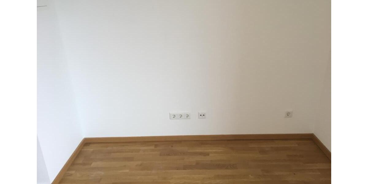 Einfamilienhaus Berlin - 1 Zimmer, 25 m&sup2;, 900&euro; | Angebot:26414377