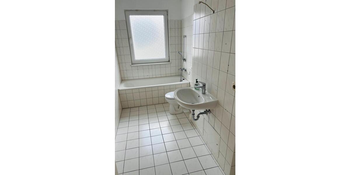 Dachgeschoßwohnung Falkensee - 3 Zimmer, 67 m&sup2;, 670&euro; | Angebot:26305532