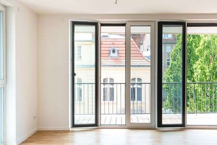 Wohnung zum Mieten in Berlin 1.738,22 € 92.8 m²