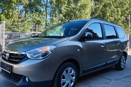 Dacia Lodgy 179.900 km 3.999 &euro; Berlin 13089