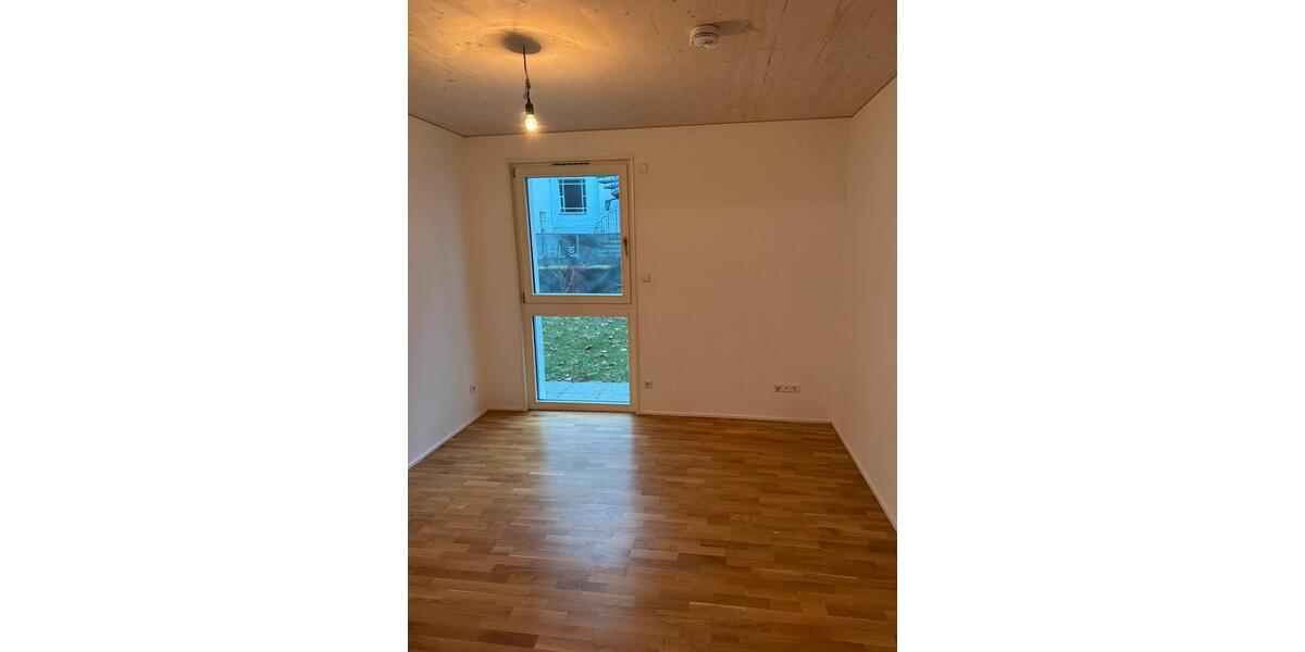Erdgeschoßwohnung Berlin Charlottenburg-Wilmersdorf - 3 Zimmer, 74 m&sup2;, 1.900&euro; | Angebot:24879154
