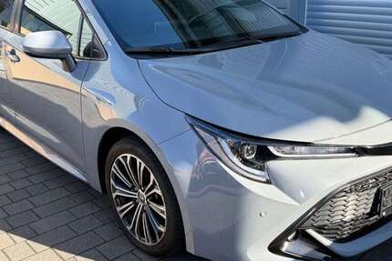 Toyota Corolla 25.370 km 18.290 € Berlin 13051