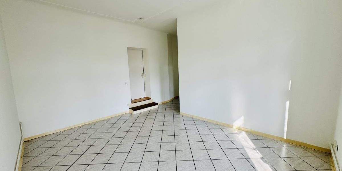 Etagenwohnung Berlin Niederschönhausen - 2 Zimmer, 129 m&sup2;, 319.000&euro; | Angebot:25929467