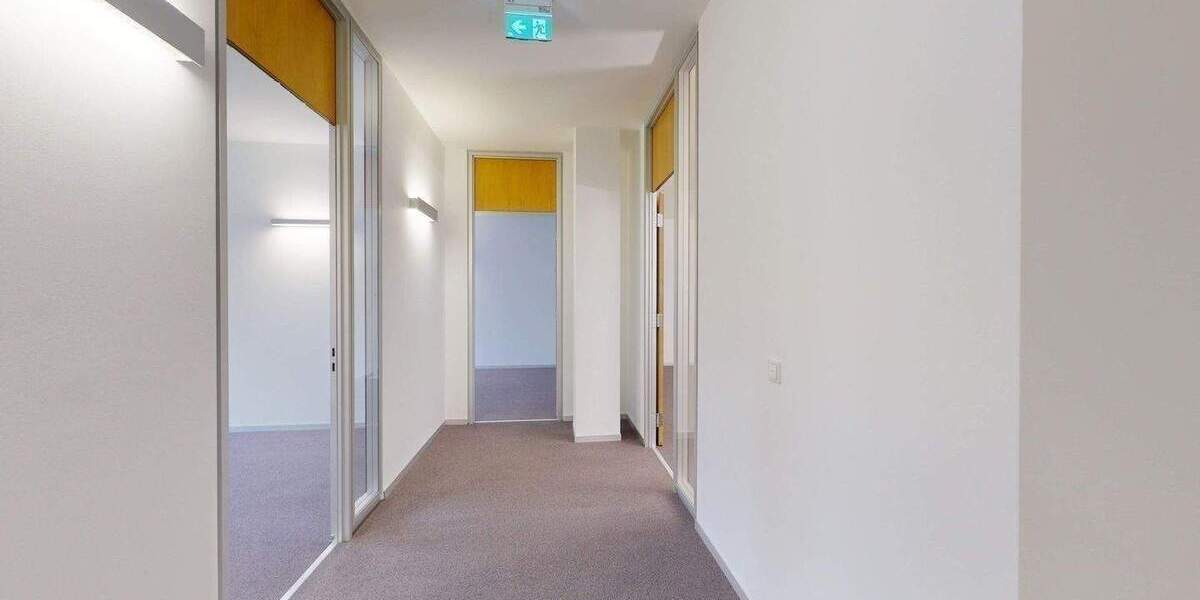 Gewerbeobjekt Berlin Steglitz - 6 Zimmer, 326 m&sup2;, 6.846&euro; | Angebot:26028424