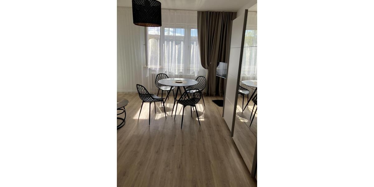 Dachgeschoßwohnung Berlin Spandau - 3 Zimmer, 82 m&sup2;, 1.350&euro; | Angebot:26660611