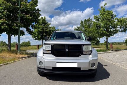 Dodge Nitro 219.000 km 6.100 € Berlin 12435